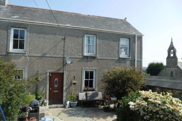  Image of 3 Bedroom Semi-Detached to rent at Porthpean  St Austell, PL26 6AY